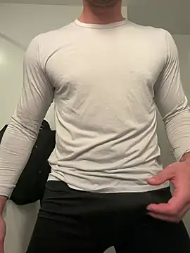 sweetycam online show from March 20, 2026, 8:25 pm