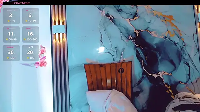 khiara moretti online show from December 20, 2025, 11:39 am