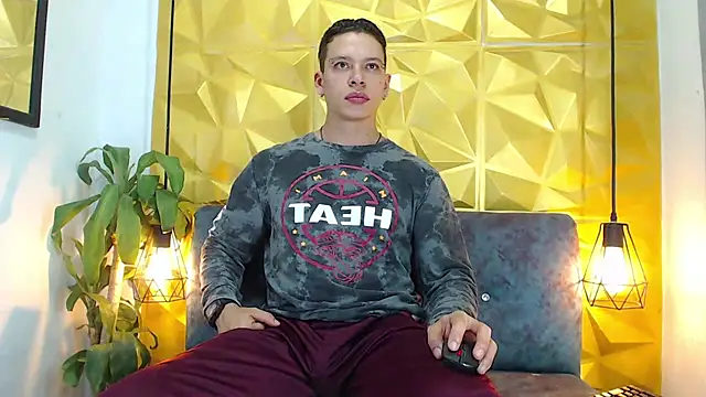 Snapshot of Baxter_Dex chatting on January 14, 2025, 5:08 am Baxter Dex online show from January 14, 2025, 5:08 am