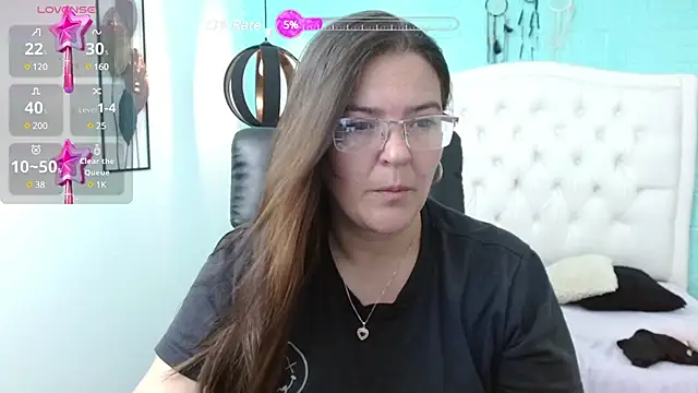 MsJossie online show from February 7, 2025, 3:23 am