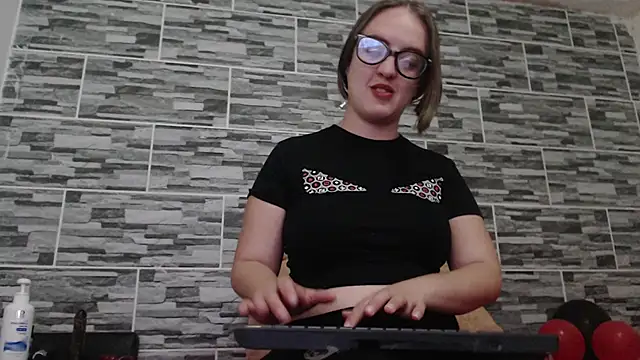 Snapshot of Venus_Santana chatting on December 5, 2024, 9:39 pm Venus Santana online show from December 5, 2024, 9:39 pm