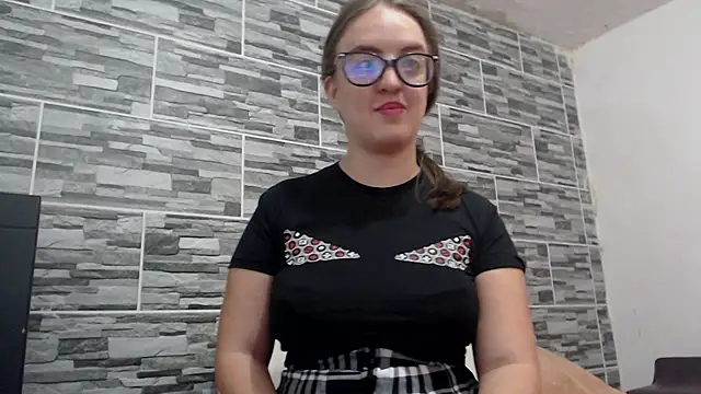 Snapshot of Venus_Santana chatting on December 26, 2024, 9:26 pm Venus Santana online show from December 26, 2024, 9:26 pm