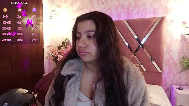 Snapshot of Miaa_Smiith1 chatting on February 25, 2025, 12:03 pm Miaa Smiith1 online show from February 25, 2025, 12:03 pm