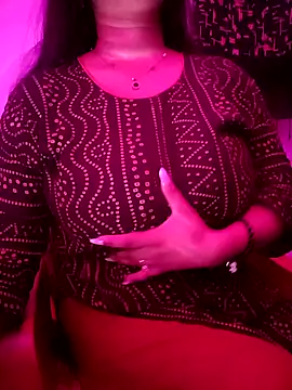 Snapshot of Jaanu_Jaanvi chatting on December 6, 2024, 7:56 pm Jaanu Jaanvi online show from December 6, 2024, 7:56 pm