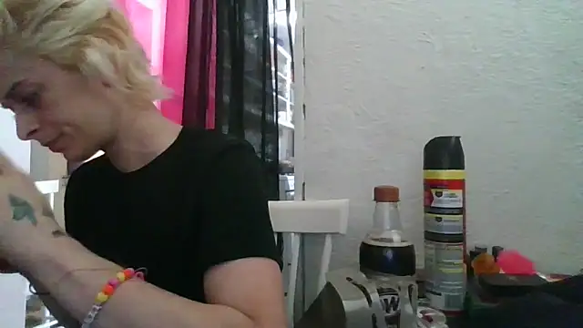watermellonpussy online show from May 21, 2026, 5:20 pm