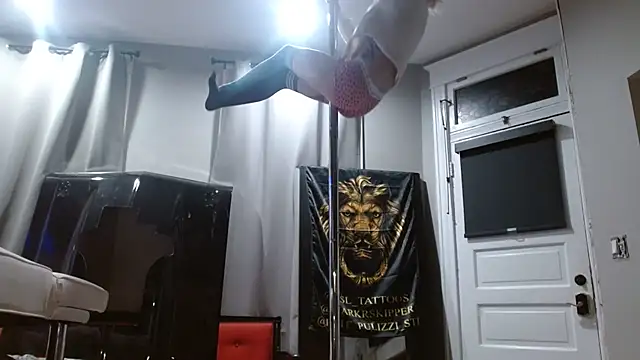 watermellonpussy online show from June 18, 2026, 9:14 am