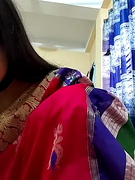 Snapshot of SimaRoy- chatting on February 9, 2025, 4:25 am SimaRoy- online show from February 9, 2025, 4:25 am