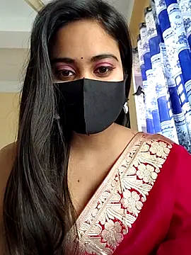 Snapshot of SimaRoy- chatting on March 19, 2025, 8:01 am SimaRoy- online show from March 19, 2025, 8:01 am