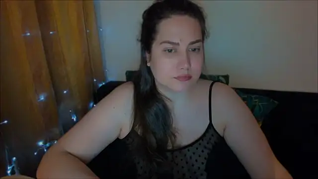 Snapshot of _madalexa_ chatting on December 4, 2024, 12:52 am  madalexa  online show from December 4, 2024, 12:52 am