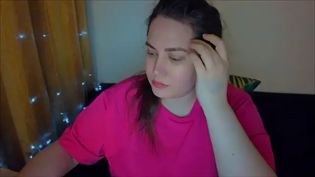 Snapshot of _madalexa_ chatting on December 9, 2024, 5:30 pm  madalexa  online show from December 9, 2024, 5:30 pm