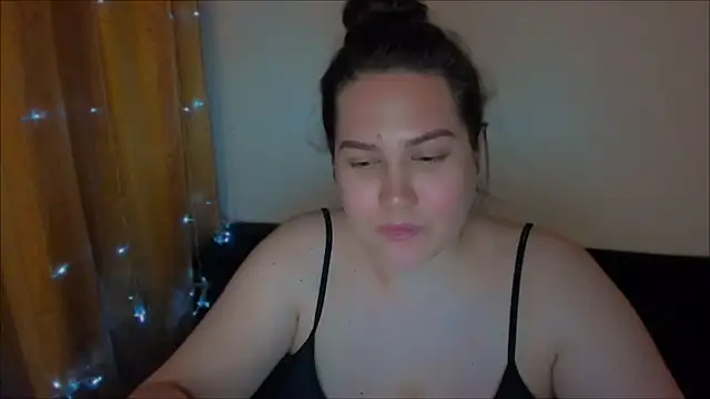 Snapshot of _madalexa_ chatting on December 21, 2024, 10:19 pm  madalexa  online show from December 21, 2024, 10:19 pm