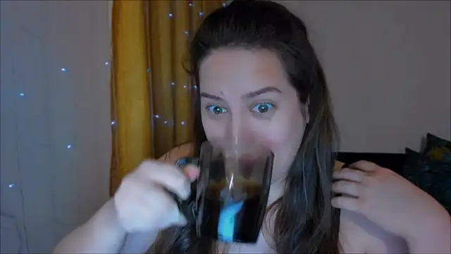 Snapshot of _madalexa_ chatting on February 13, 2025, 10:00 pm  madalexa  online show from February 13, 2025, 10:00 pm