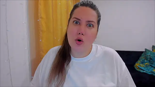 Snapshot of _madalexa_ chatting on February 17, 2025, 7:42 pm  madalexa  online show from February 17, 2025, 7:42 pm