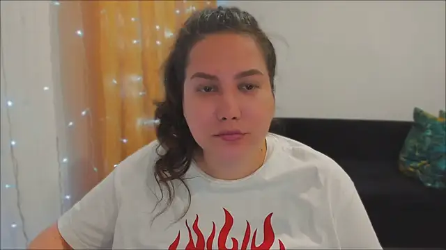 Snapshot of _madalexa_ chatting on September 15, 2025, 5:24 pm  madalexa  online show from September 15, 2025, 5:24 pm