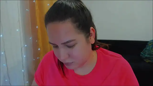 Snapshot of _madalexa_ chatting on October 17, 2025, 5:26 pm  madalexa  online show from October 17, 2025, 5:26 pm