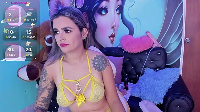 mia bigtits17 online show from February 18, 2026, 8:16 pm