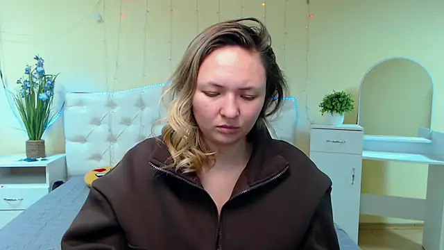 SallyVerda online show from January 18, 2025, 9:24 pm