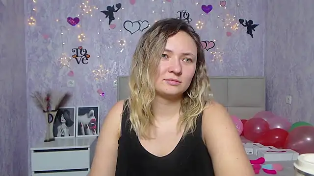 SallyVerda online show from February 2, 2025, 1:12 am