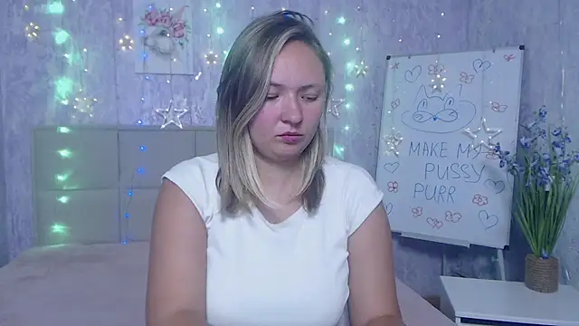 SallyVerda online show from October 3, 2025, 6:16 pm