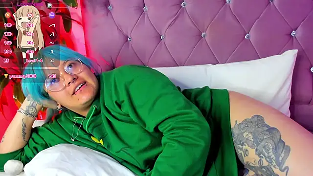 lucky-leah online show from February 20, 2025, 9:33 am