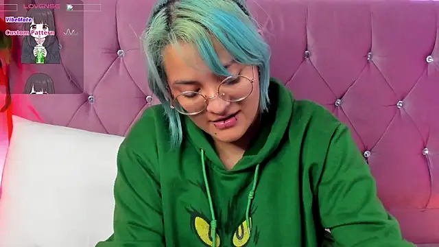 lucky-leah online show from March 16, 2025, 2:10 am