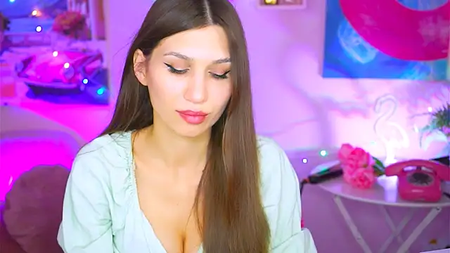 Snapshot of MollyPerry chatting on December 17, 2024, 4:11 pm MollyPerry online show from December 17, 2024, 4:11 pm