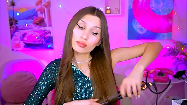 Snapshot of MollyPerry chatting on December 25, 2024, 4:11 pm MollyPerry online show from December 25, 2024, 4:11 pm