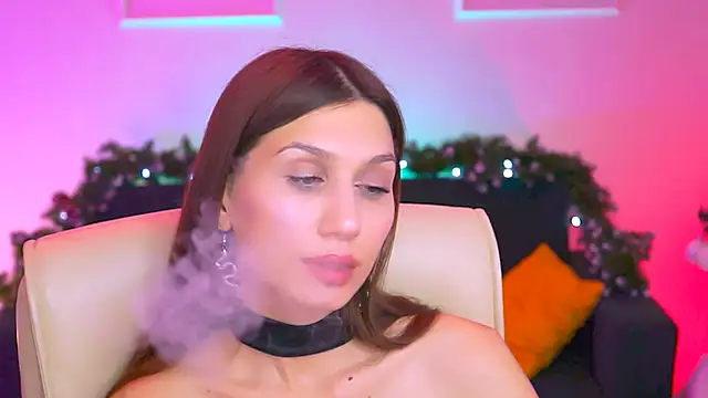 Snapshot of MollyPerry chatting on January 22, 2025, 1:10 am MollyPerry online show from January 22, 2025, 1:10 am