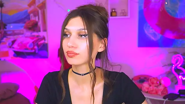 Snapshot of MollyPerry chatting on February 23, 2025, 10:09 pm MollyPerry online show from February 23, 2025, 10:09 pm