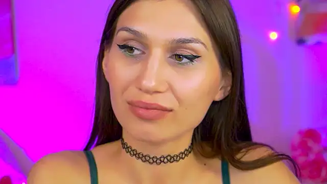 Snapshot of MollyPerry chatting on March 8, 2025, 10:13 pm MollyPerry online show from March 8, 2025, 10:13 pm