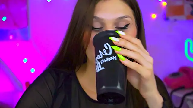 Snapshot of MollyPerry chatting on March 12, 2025, 4:13 pm MollyPerry online show from March 12, 2025, 4:13 pm