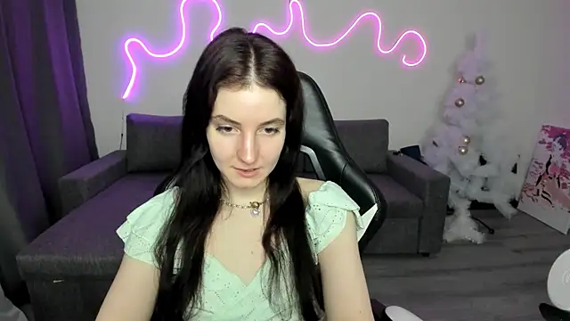 Snapshot of Bridget_fitness chatting on January 6, 2025, 7:13 pm Bridget fitness online show from January 6, 2025, 7:13 pm
