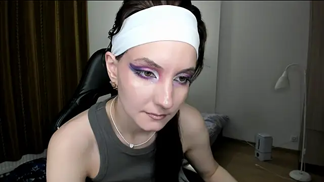 Snapshot of Bridget_fitness chatting on February 8, 2025, 6:22 pm Bridget fitness online show from February 8, 2025, 6:22 pm