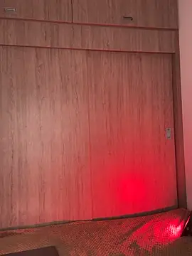 Ambar R0SSE online show from September 17, 2025, 4:14 am