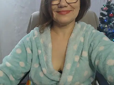 Snapshot of KittyyLaBeauty chatting on January 5, 2026, 5:27 pm KittyyLaBeauty online show from January 5, 2026, 5:27 pm