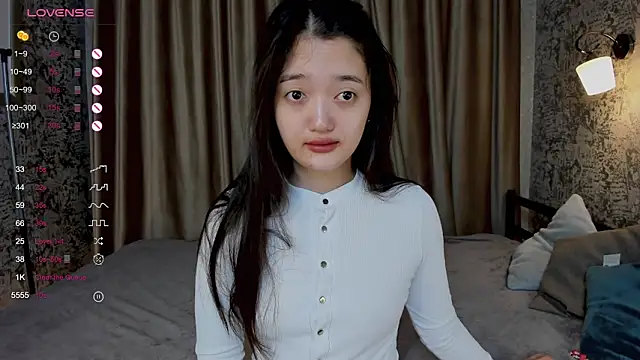 FreyaRaya online show from September 15, 2025, 3:06 am