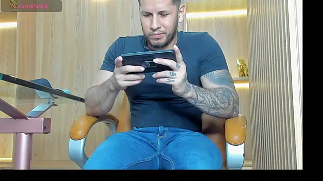 George Diesell online show from October 18, 2025, 8:53 pm