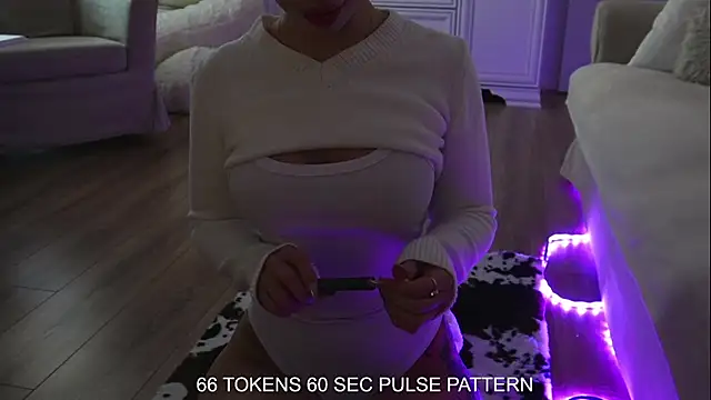 ivyleague  online show from February 10, 2025, 6:42 am