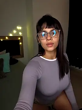 Susi bell online show from March 18, 2026, 10:35 pm