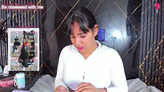 Kagome01 online show from December 3, 2025, 1:09 pm