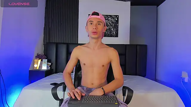 Jotastevensxx online show from February 13, 2025, 11:50 am