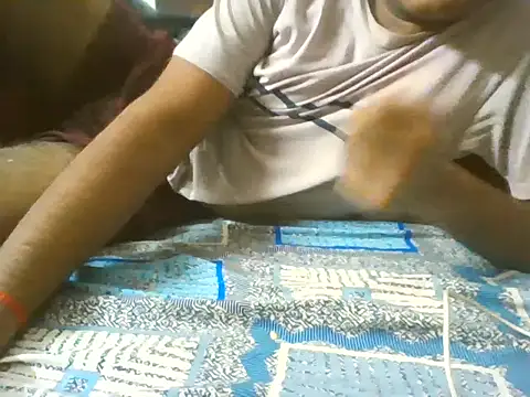 Snapshot of Dusky_Aarav chatting on October 9, 2025, 11:52 am Dusky Aarav online show from October 9, 2025, 11:52 am