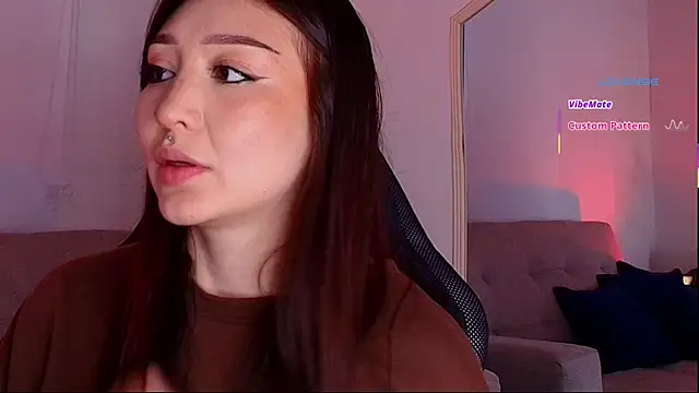 Valengarcia  online show from April 4, 2026, 11:02 pm