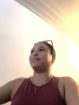 Francesca ferrari online show from December 17, 2025, 9:43 pm