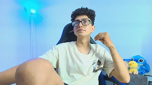 TylerWhite  online show from October 9, 2025, 6:22 am