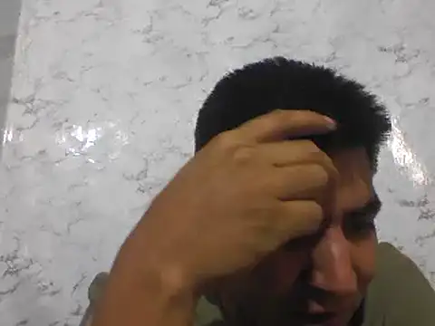 Snapshot of latino17 chatting on January 8, 2025, 4:34 am latino17 online show from January 8, 2025, 4:34 am