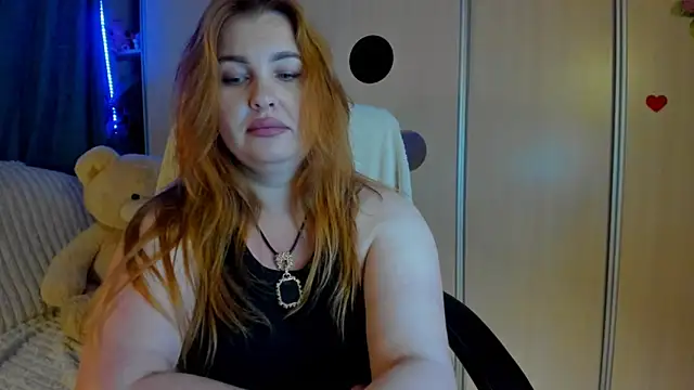 Snapshot of CoraSwon chatting on May 28, 2026, 4:59 pm CoraSwon online show from May 28, 2026, 4:59 pm
