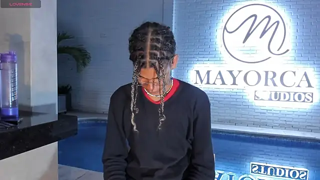 Maxim-Walker online show from February 22, 2025, 3:12 am