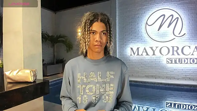 Maxim-Walker online show from March 2, 2025, 3:13 am