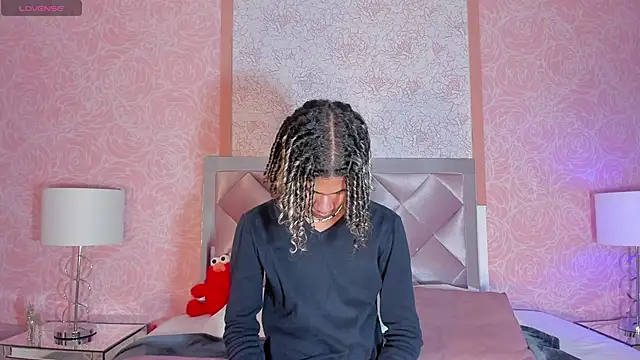 Maxim-Walker online show from March 7, 2025, 2:46 am